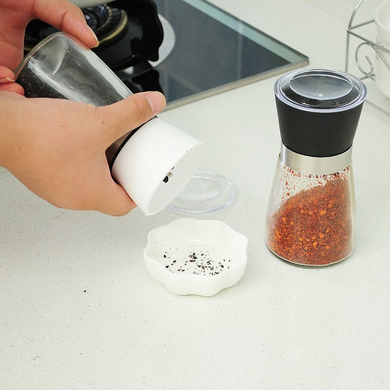 Pepper Grinder ceramic core Manual grinding bottle Home Grinding Pepper Powder Prickly Pepper Black Pepper Grain Grinder