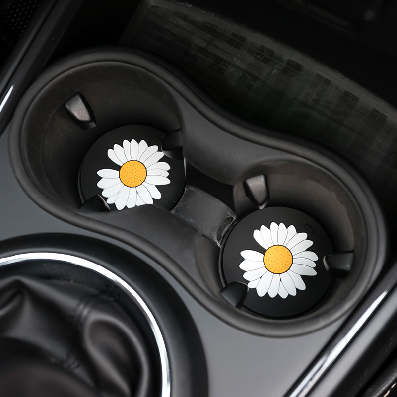 Car water coaster universal creative cute storage mat car car anti-skid pad silicone interior decoration supplies