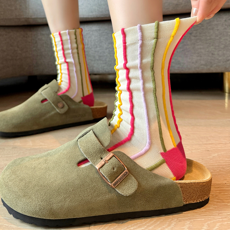 Women's Socks 2026 New Popular Autumn Mid-Calf Socks Dopamine Retro Striped Slouch Socks Autumn and Winter Long Socks