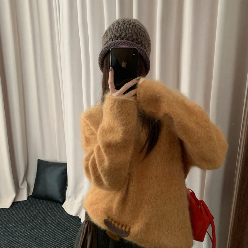 Orange Round-Neck Plush Wool Knit Sweater for Women 2026 Autumn and Winter Lazy Style Soft and Versatile Pullover Top