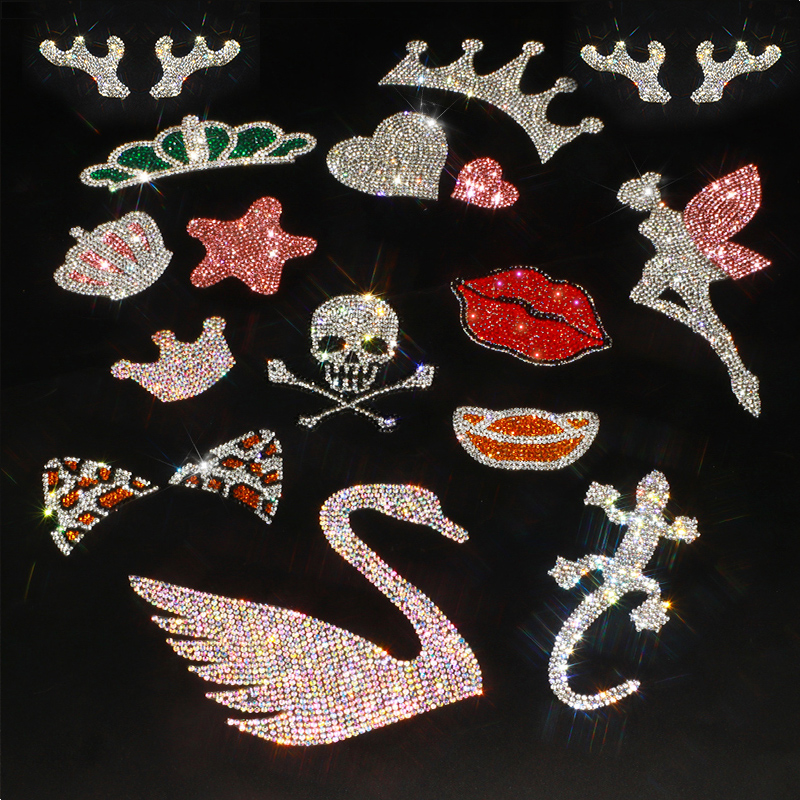 Crystal diamond car stickers personality pattern custom diamond stickers central control door rear mirror decorative stickers for women