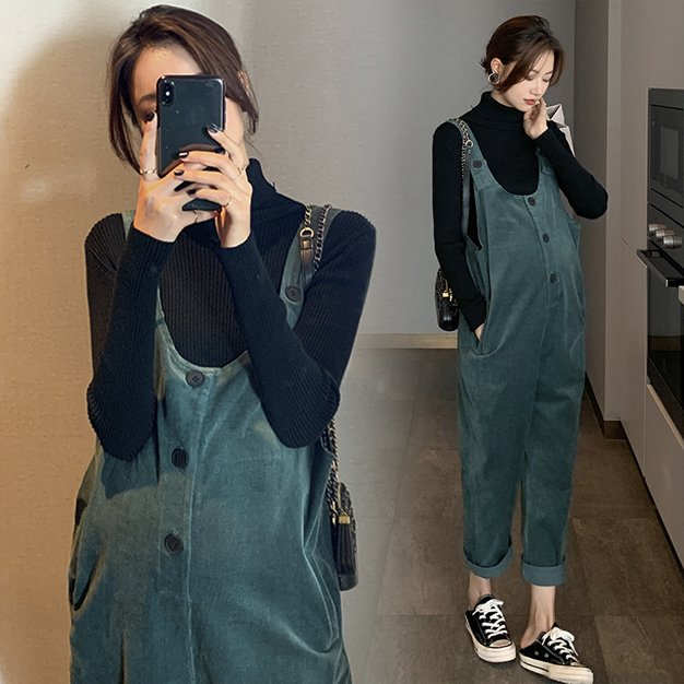 Large size maternity spring suit 2021 new Korean version of the net red turtleneck base sweater corduroy baby bag trousers