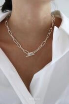 2020 new Korea Dongdaemun NYUNYU necklace Korean version of the Korean version of the Korean version of the Sweet Beauty Sens Chaobou Locks Bone Chain