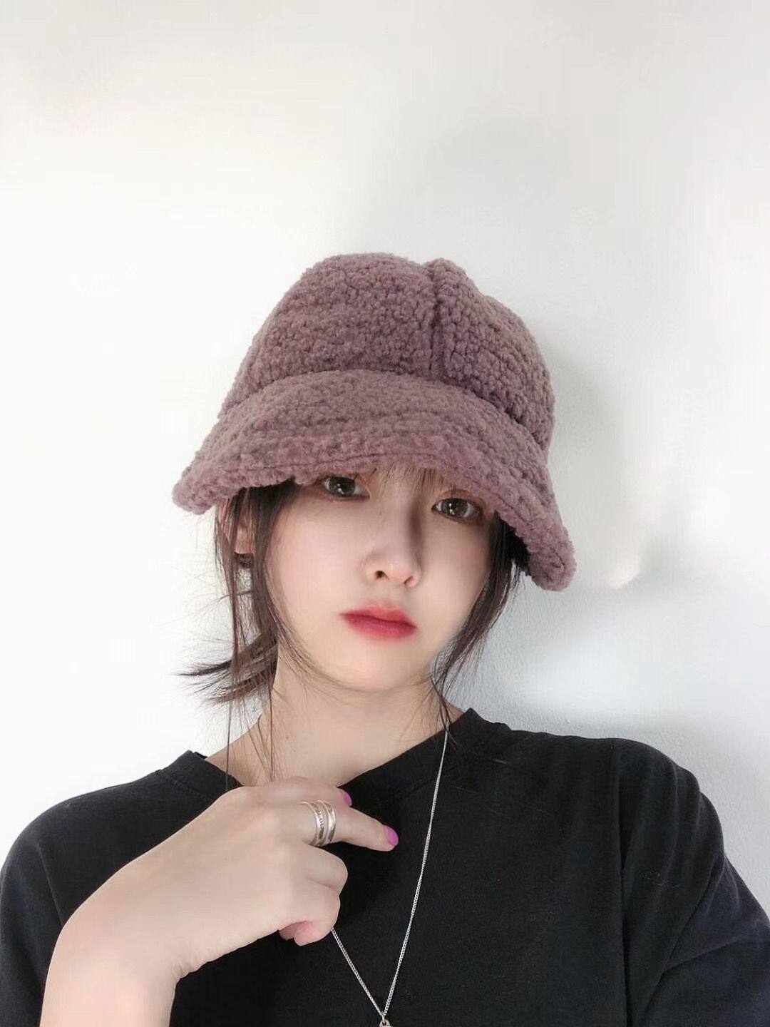 20 South Korea Dongdaemun hat Korean version winter simple wild lamb wool Velcro warm fisherman hat women's basin hat