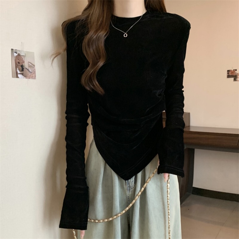 Plus-Size Irregular Velvet Inner Layering Shirt for Women, Autumn and Winter, Slightly Chubby Women, High-End Black Long-Sleeve T-Shirt Top