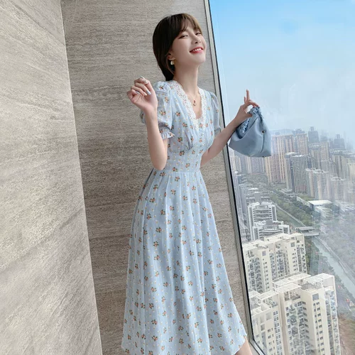 Платье, приталенный корсет, длинная юбка, подходит для подростков, коллекция 2023, в цветочек, яркий броский стиль, изысканный стиль