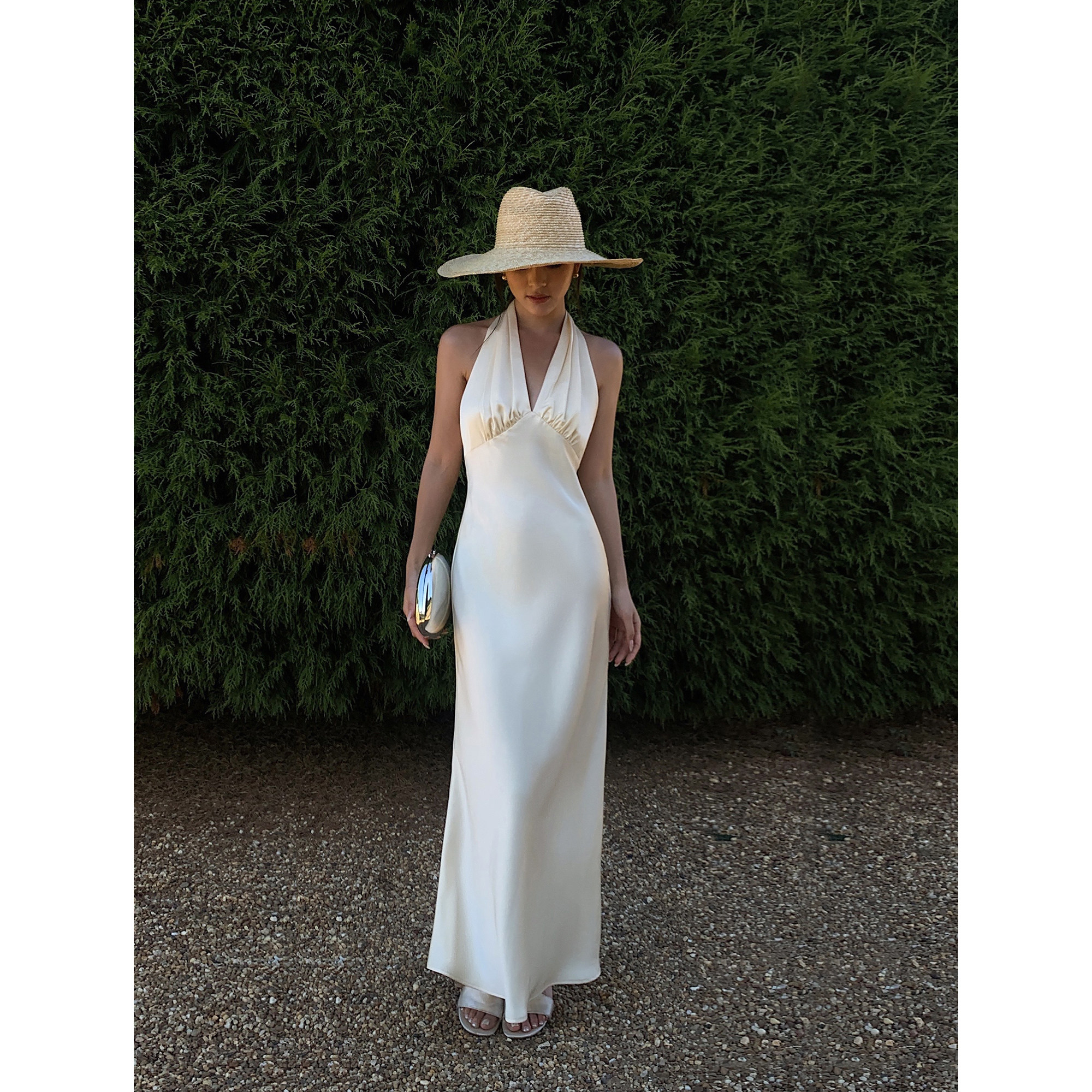 NEVA HU платье с V-образным вырезом на завязках из атласа, черное французское платье с открытой спиной без рукавов