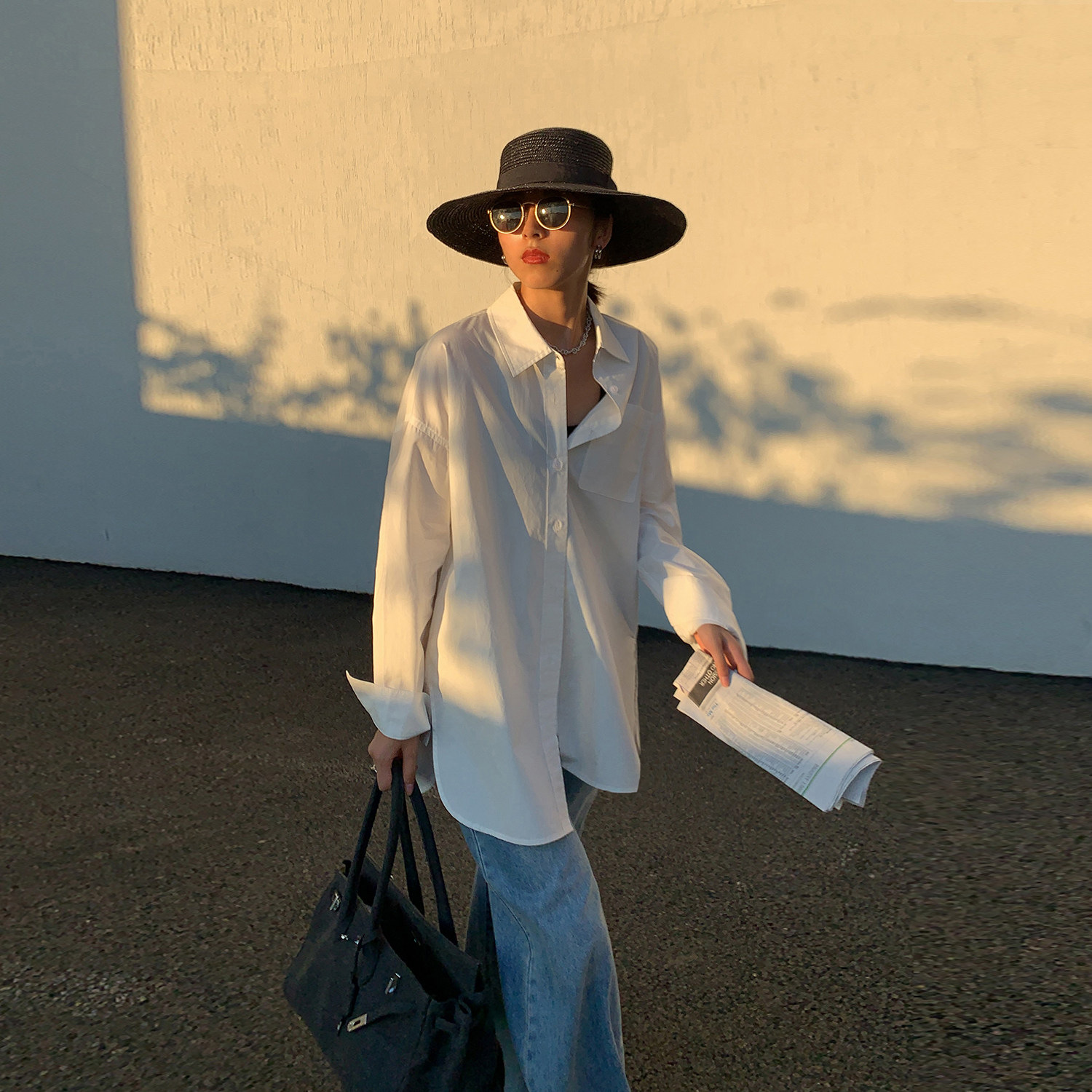 HUYIFAN Hu Yicuo white long-sleeved shirt female design sense niche 2022 new retro Hong Kong flavor slim top