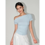 NEVA HU профессиональная легкая кислородная футболка с короткими рукавами и наклонными плечами, женская летняя плиссированная талия, вязаный короткий топ с открытыми плечами и нишей