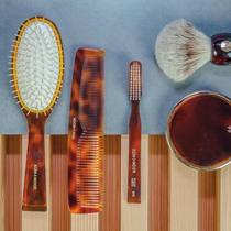 EDITOR01 Italy Koh I Noor Resin Comb Gold Plated Massage Smooth hair woman My biggest recommendation