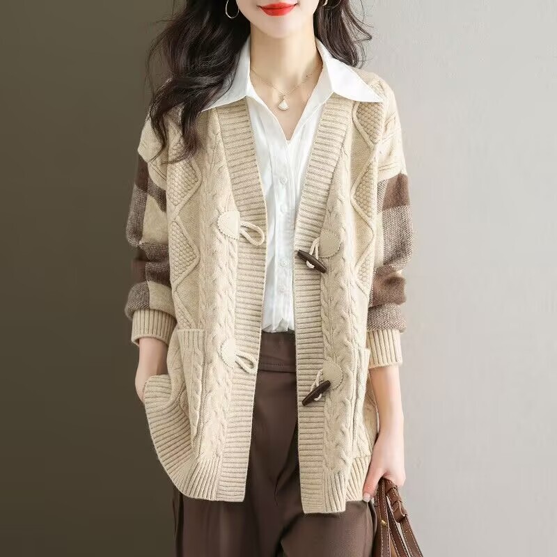 Commuting Style V-Neck Toggle Button Knit Cardigan for Women, Mid-Length, Loose Fit, Slimming, with Pockets, Casual Outerwear Sweater Coat Commuting Style V-Neck Toggle Button Knit Cardigan for Women, Mid-Length, Loose Fit, Slimming, with Pockets, Casual Outerwear Sweater Coat