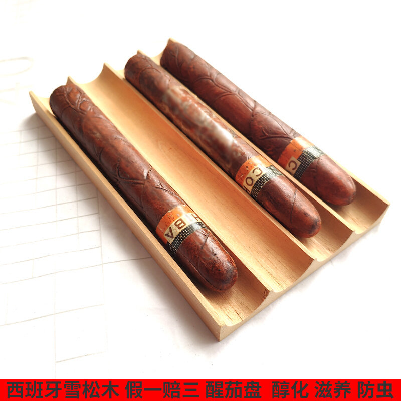 Spanish cedar wood cigar tray 4 cigars can be placed in the humidor to nourish and nourish cigars
