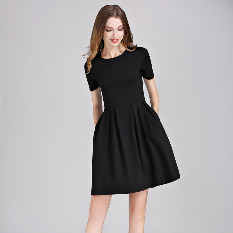 Hepburn-Style Little Black Dress with Short Sleeves, Slim Fit, Pockets, Elegant Black Dress for Formal Occasions, Slimming, Elegant, Light Luxury, Summer