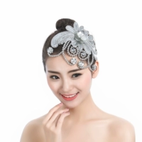 Маленькая серебряная раковина цветов