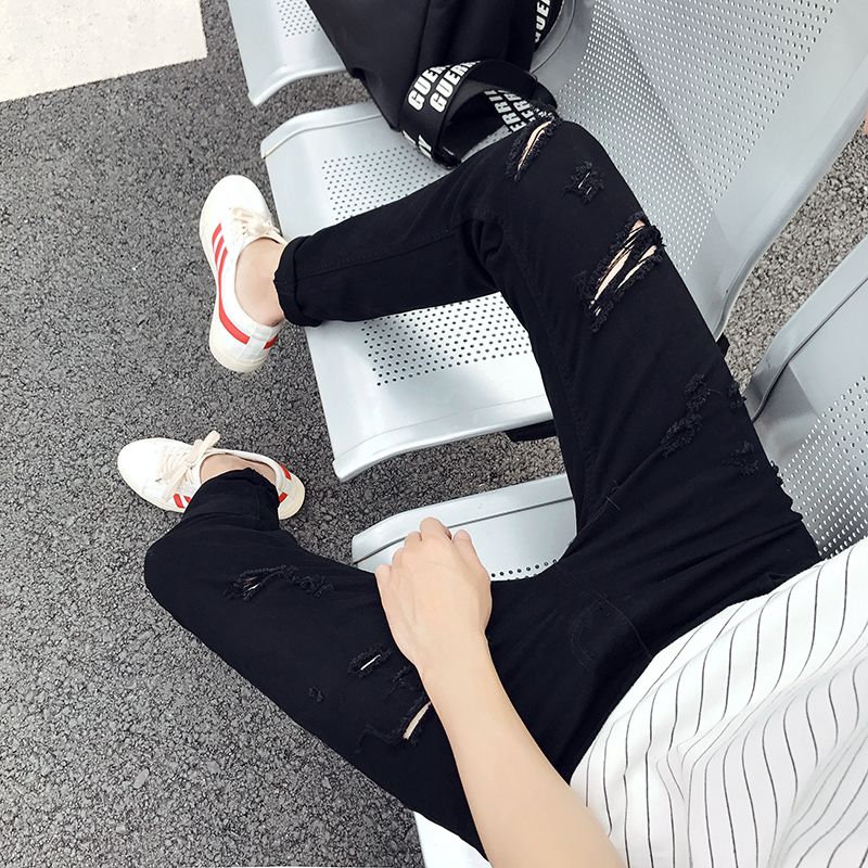 Summer black jeans Men's lined Hole Jeans Men's Little Feet Repaired Korean version Tide Teenagers Beggar Pants
