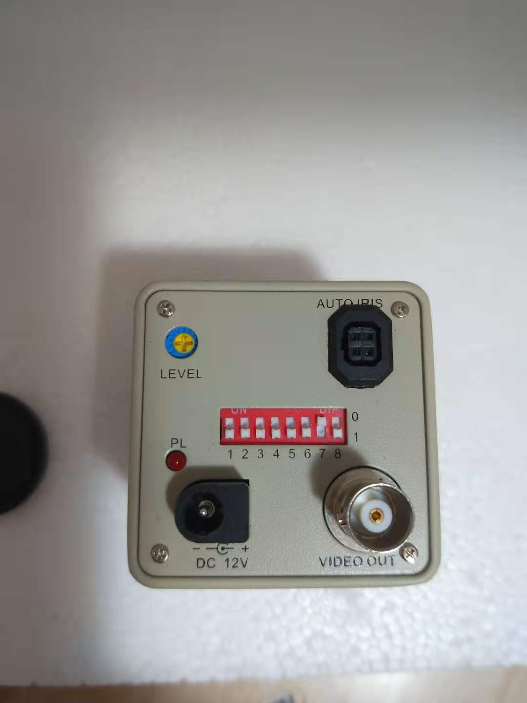 Taiwan Mintong MTV-23S10HC 1 3-inch black and white high-resolution video camera