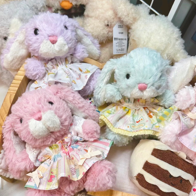 Jellycat ແທ້ຂອງອັງກິດ ກະຕ່າຍຫວານ Bonnie rabbit plush ຕຸ໊ກກະຕາສັ້ນຂາສັ້ນຜ່ອນຄາຍສໍາລັບເດັກຍິງ