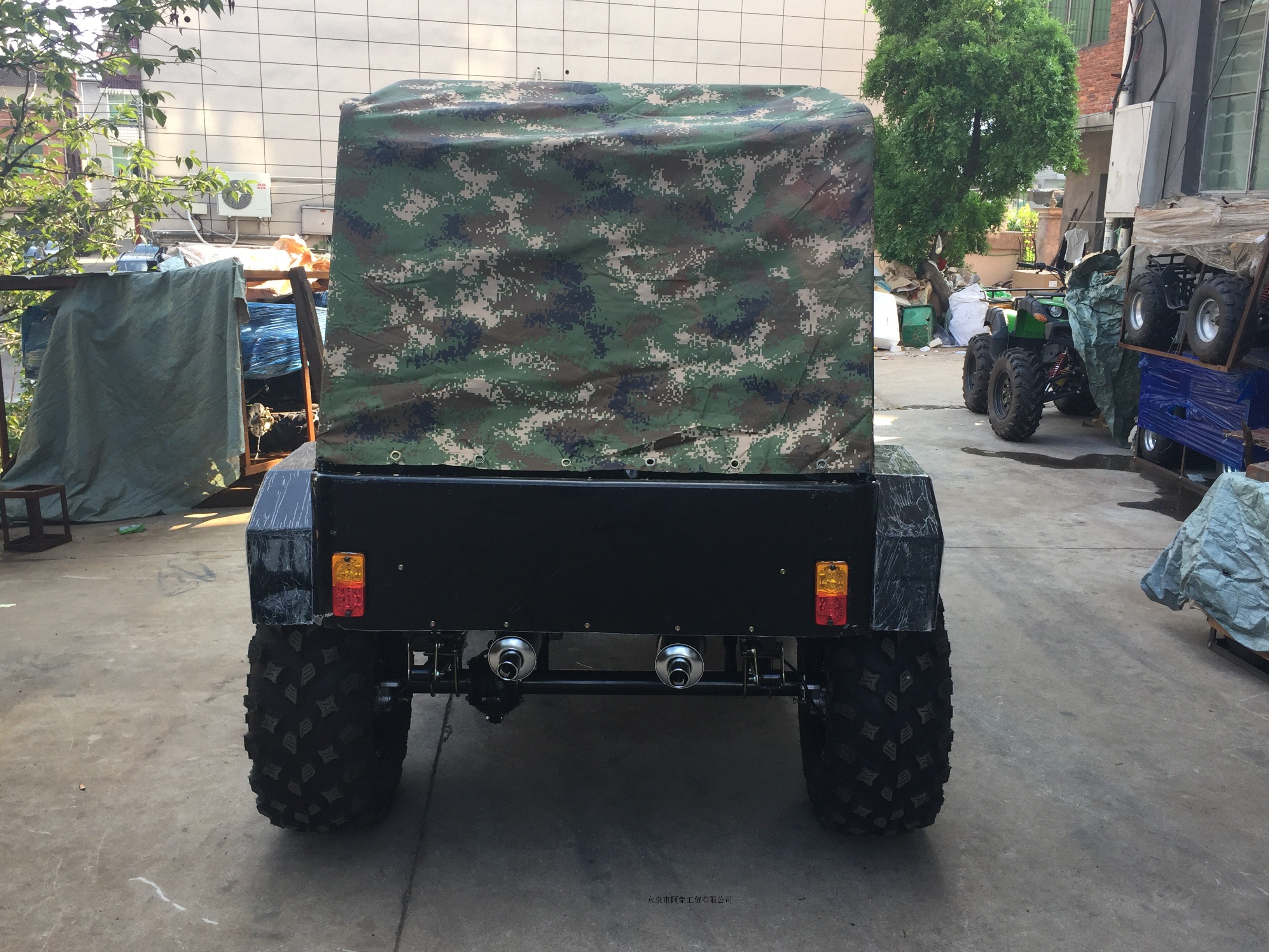 Xe bốn bánh ATV cũ kỹ hoàn toàn bao quanh núi off-road Xe bốn bánh dành cho người lớn utv 300 xăng - Xe đạp quad mô tô trẻ em