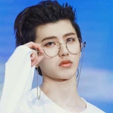 Кай -Xukun's Thy Chainse Glasses Женщины корейские издания Tide Ins Tide освещенная круглая коробка Harakuki Ulzzang Myopia Pramework мужчина
