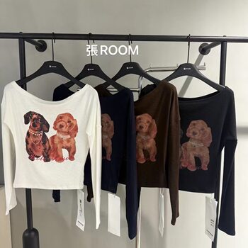 Thirteen Rows 2025 Early Autumn American Style Slim Fit Cartoon Dog Print Long Sleeve T-Shirt Women's Off-Shoulder Top