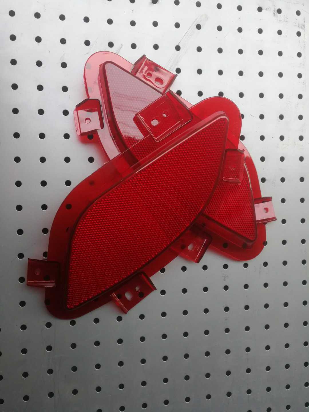 Golden Peng S7 D70 Rear bar fog lampshade Reflective Sheet Electric Car Rear Taillights rear Bar False light