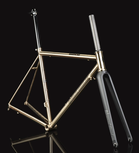 Новая AM CLR6200 Renault 520 Steel 700C Шоу -велосипедная рама стальная рама+карбоновая передняя вилка