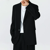 Черный костюм