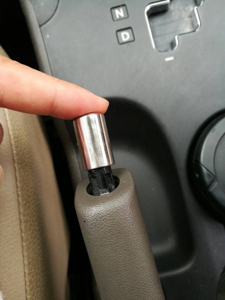 Dongfeng KIAKIA hand brake cap HYUNDAI LION Run Smart Run modified brake head hand brake button brake release switch