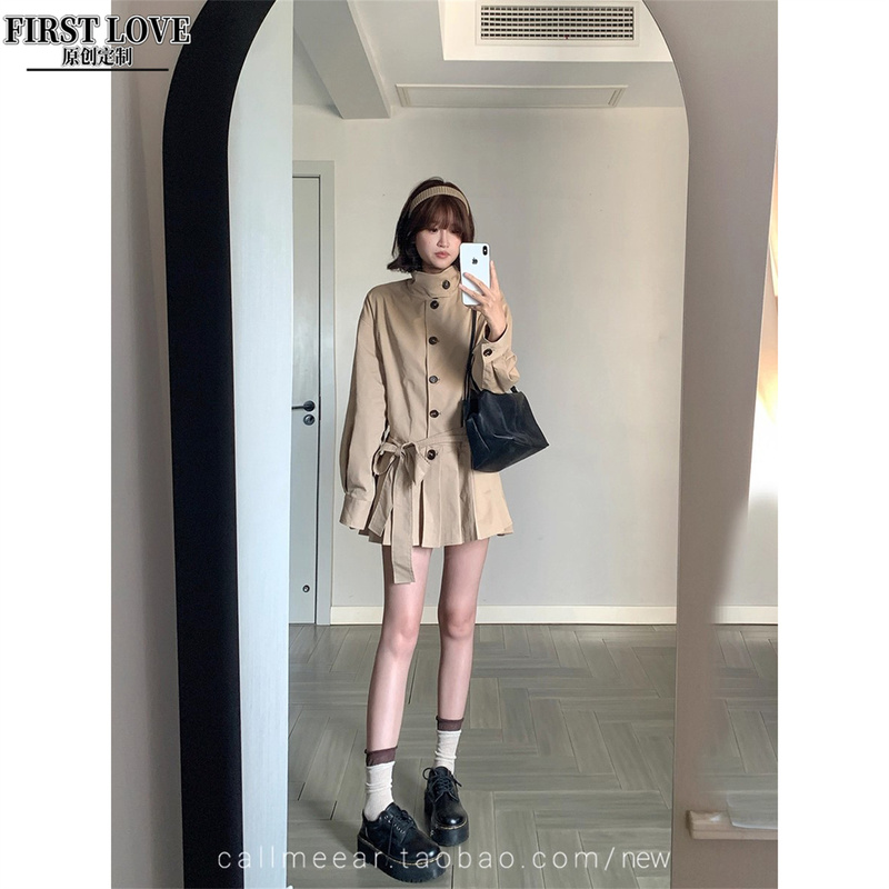 French-Style Early Autumn Classic Coffee-Colored Stand-Collar High-End Long-Sleeve Trench Coat Dress with Hood and Pleated Design French-Style Early Autumn Classic Coffee-Colored Stand-Collar High-End Long-Sleeve Trench Coat Dress with Hood and Pleated Design