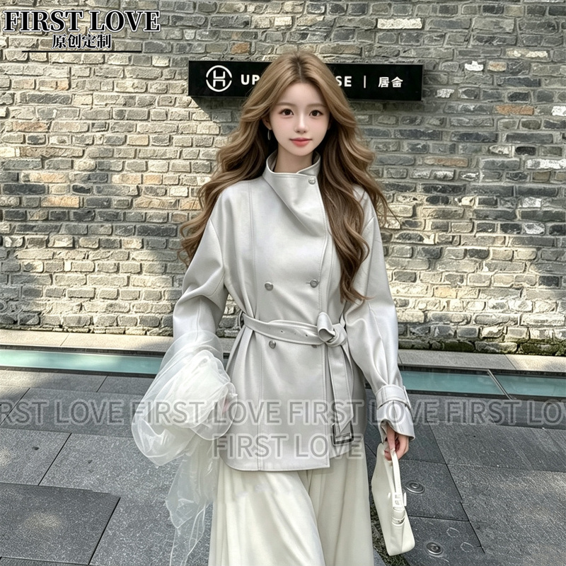[White Porcelain] Early Autumn Gray Short-Cut Classic Double-Breasted Coat for Women 2026 New Style Short Loose Trench Coat