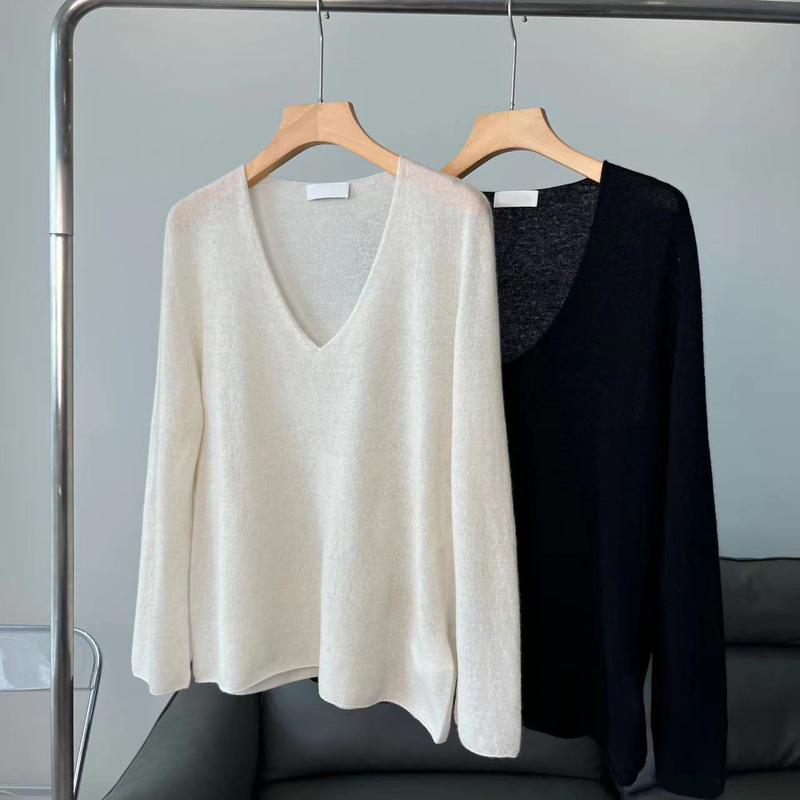 High-End Quality Large V-Neck Cashmere Sweater for Women, Mid-Length, Loose-Fitting, Slimming, Gentle Style Wool Base Knitwear