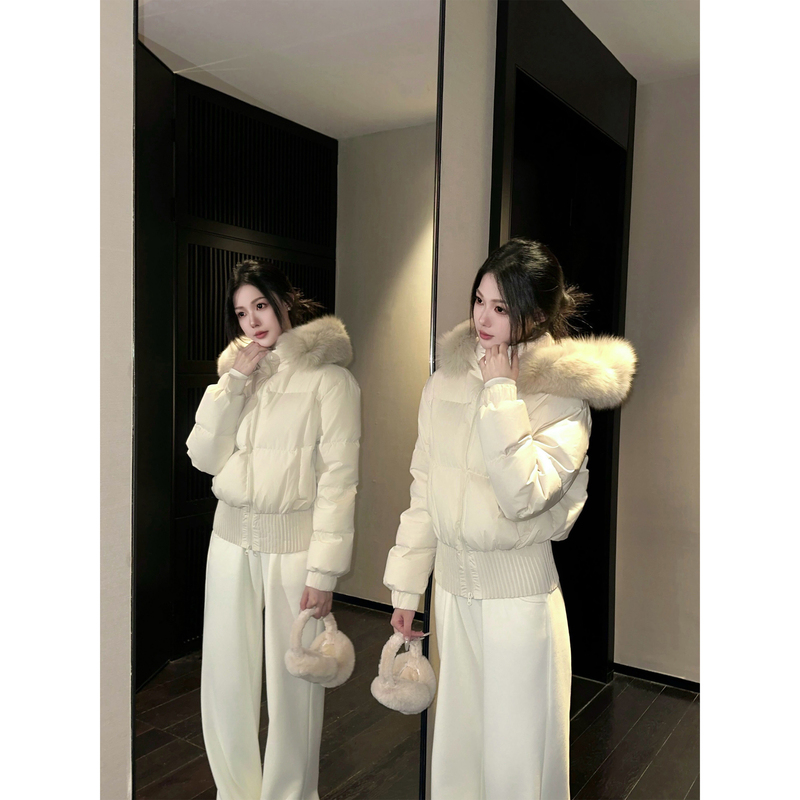 5Werkwen Waist-Cinching Small Heating Pad | Good Proportions, Hooded Fur Collar, 90% White Duck Down, Waist-Cinching Short down Jacket for Women.