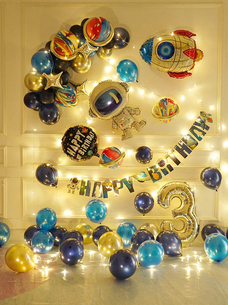 Baby's birthday decoration scene arranged boy's birthday boy's baby boy grabbing weekly courtesy of 10-year-old boy banquet background