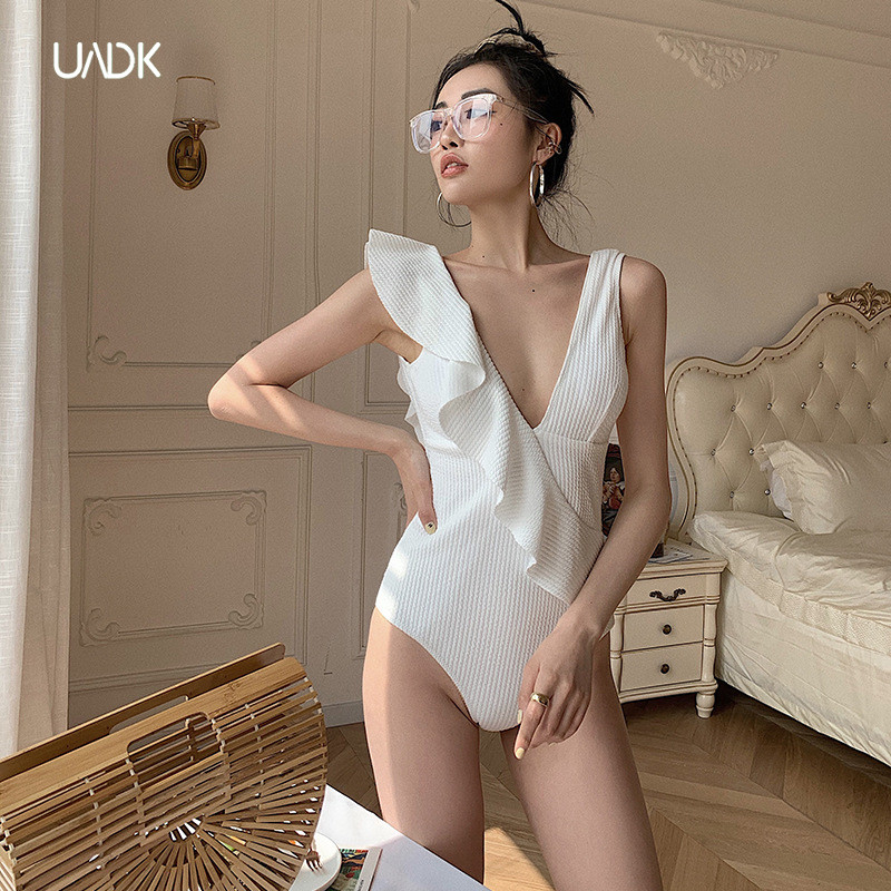 Swimsuit woman Xia Xianqi Bikini South Korea ins2022 years of new exploits fashion Even skinny and slim fit swimsuit