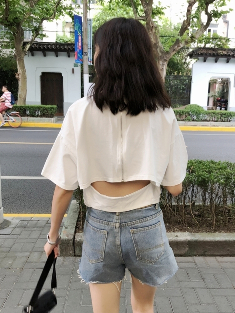 2021 New summer korean version of the leaky belly button loose short-sleeved T-shirt female yang pie personality pull short white top