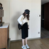 Early autumn new 2019 professional suit female autumn and winter temperament fashion sweater skirt autumn two-piece western style age reduction