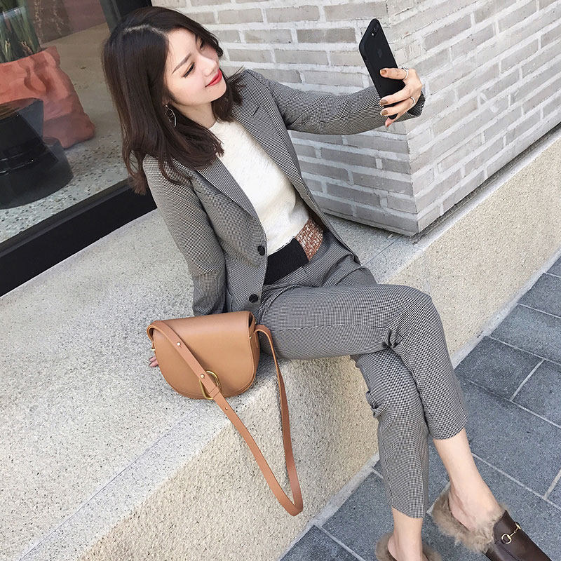 Fall Net Red Ocean Aging High cold Sister Xiaoxiang Elegant Suit Suit Pants Two Sets of Autumn Fashion Women's Fashion Korean Edition