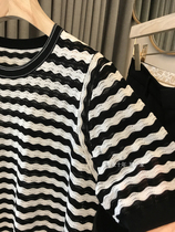 Brand factory discount store clearance special tail goods counter black and white three-dimensional striped sweater short sleeve top female summer