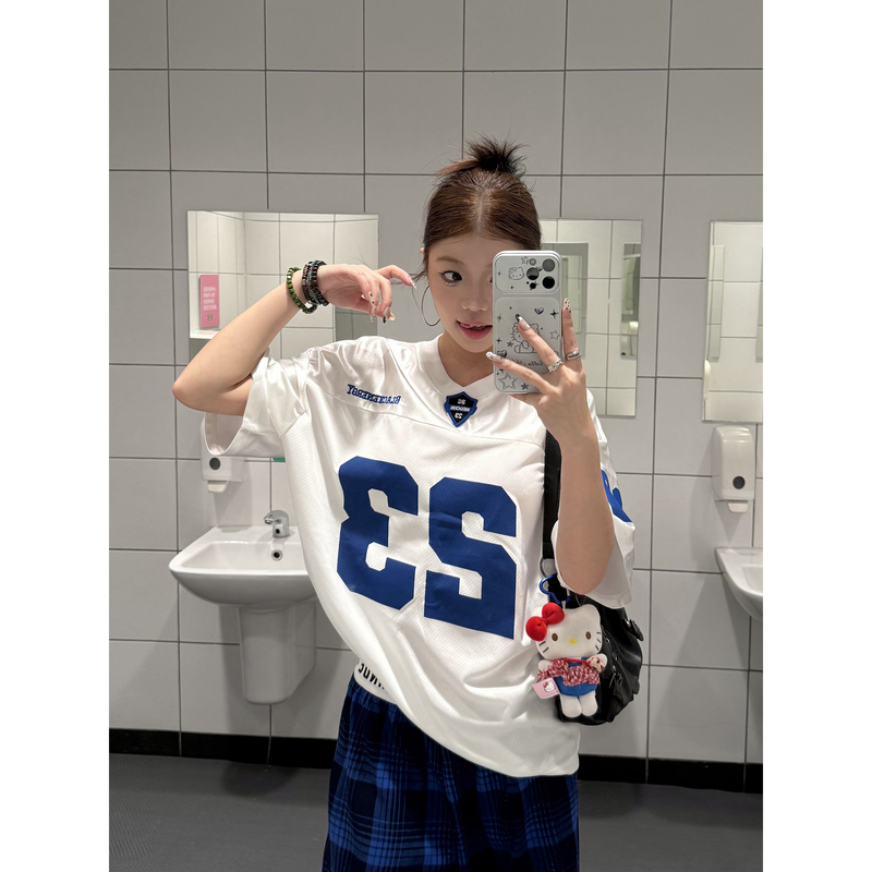 Koiisle American Retro Digital Embroidered Label Jersey Short-Sleeved Men's and Women's Design Loose Casual Tops Koiisle American Retro Digital Embroidered Label Jersey Short-Sleeved Men's and Women's Design Loose Casual Tops
