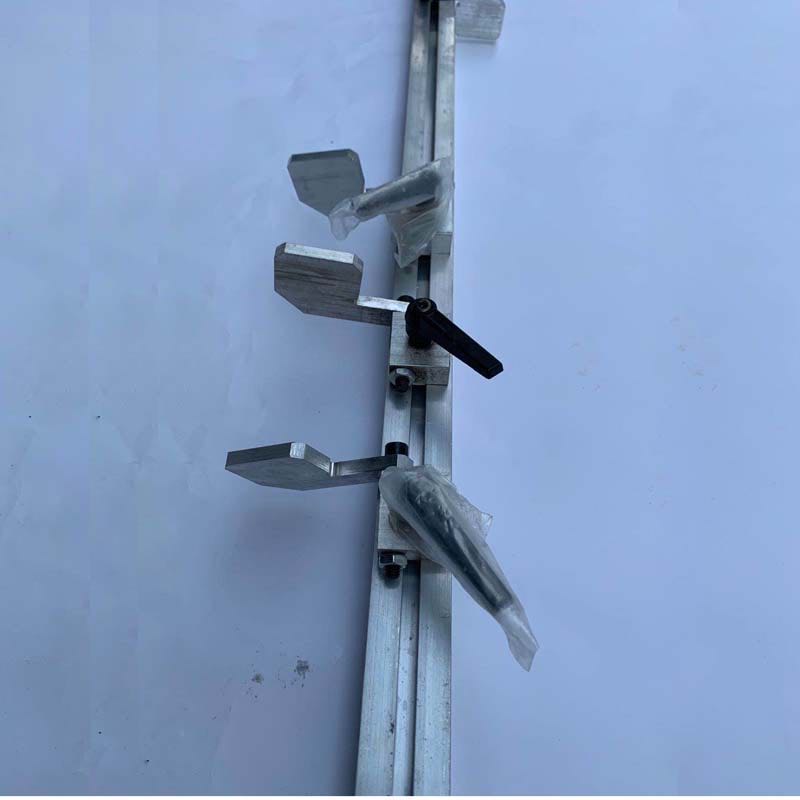 Woodworking tool eye blowing machine accessories positioned by rod aluminum rod positioned by ruler with top clamp punch machine leaning mountain