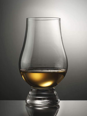 Genuine British glencairnglass GlencairnGlass comes with a blind tasting box for whisky