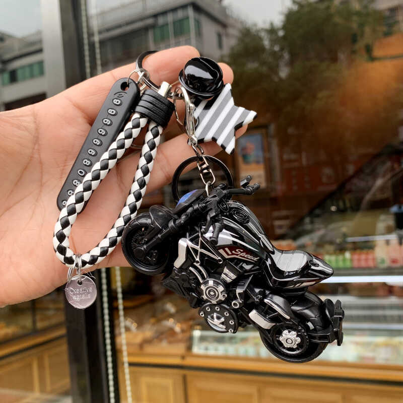 New Motorcycle Keychain for Men, Exquisite Car Key Chain, Devil Motorcycle Model Bag Pendant, Small Gift