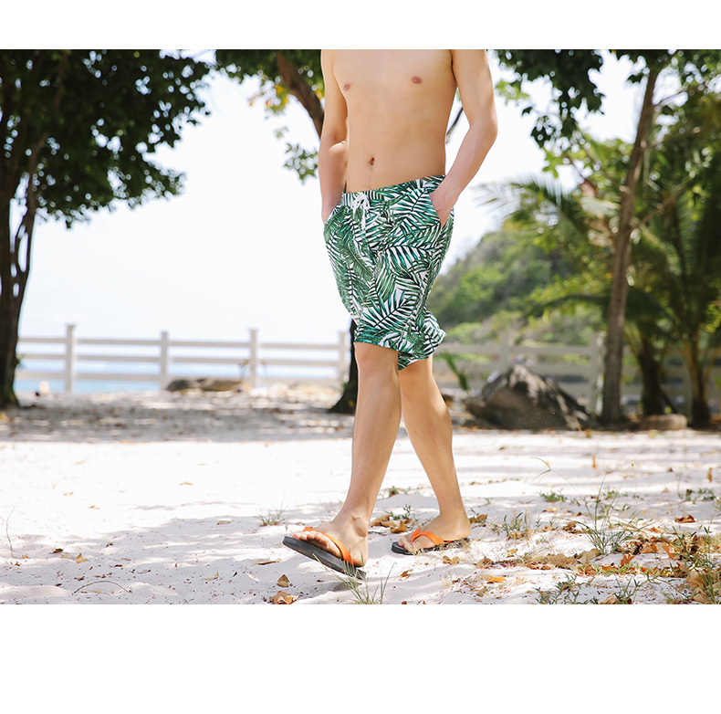 Quần đi biển Bastasurf nam 2019 mới nhanh khô nhanh rộng cỡ lớn bên bờ biển kỳ nghỉ cặp đôi quần bơi suối nước nóng - Quần bãi biển 	quần đi biển xịn
