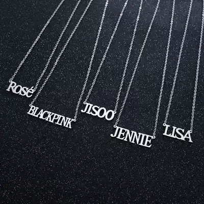 BLACKPINK peripheral LISA Jinni ROSE jinzhixiu same necklace stainless steel titanium clavicle couple