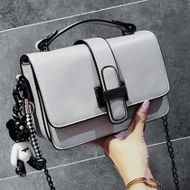 Skew Satchel Women 2022 New Tide White Genuine Leather Small Square Bag Mesh Red Fashion 100 Hitch Super Fire Chain Bag