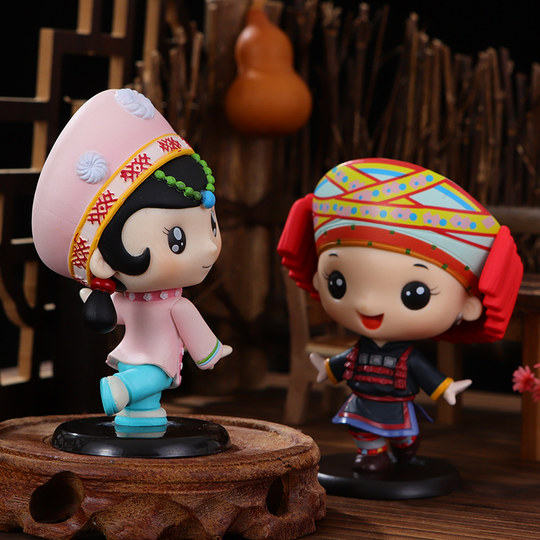 民族特色饰品仫佬族公仔娃娃小摆件酒柜书柜手办送礼工艺品手办