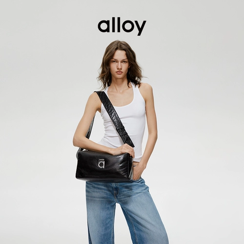 alloy Кожаная модная вместительная и большая черная сумка на одно плечо, Италия, из натуральной кожи