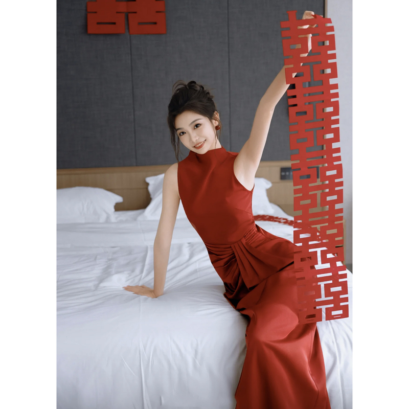Red High-End Satin Engagement Dress, Bridal Robe, Toast Dress, Homecoming Banquet Dress for Women Red High-End Satin Engagement Dress, Bridal Robe, Toast Dress, Homecoming Banquet Dress for Women