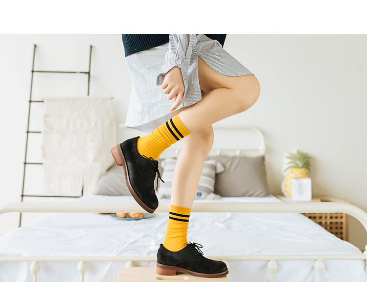 Vớ nữ mùa đông vớ phiên bản Hàn Quốc của đại học gió dày cotton nữ vớ Hàn Quốc vớ nữ Nhật Bản mùa thu dài ống vớ cao cổ