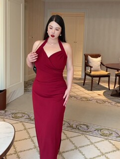 French retro sexy waist-cinching halterneck skirt slimming belly-covering pleated design mid-length hip-covering skirt plus size dress